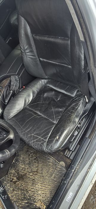 Салон е60 в среднем состоянии