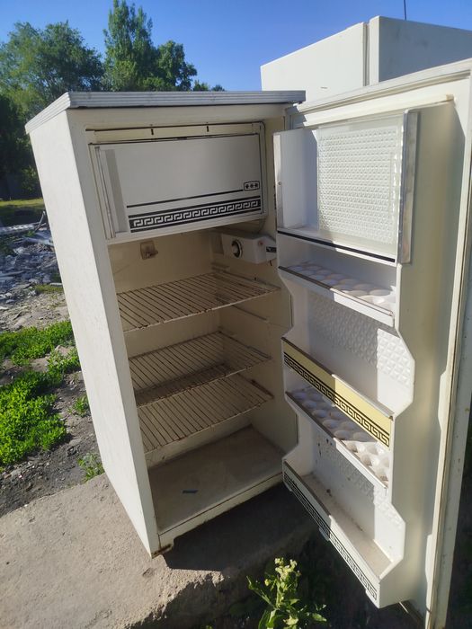 Продам  холодильник
