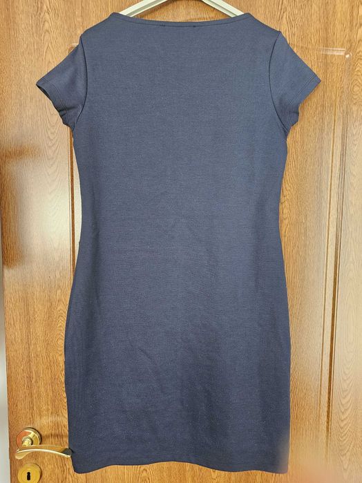 Rochie dreapta, material grosut, marime M, Kotton