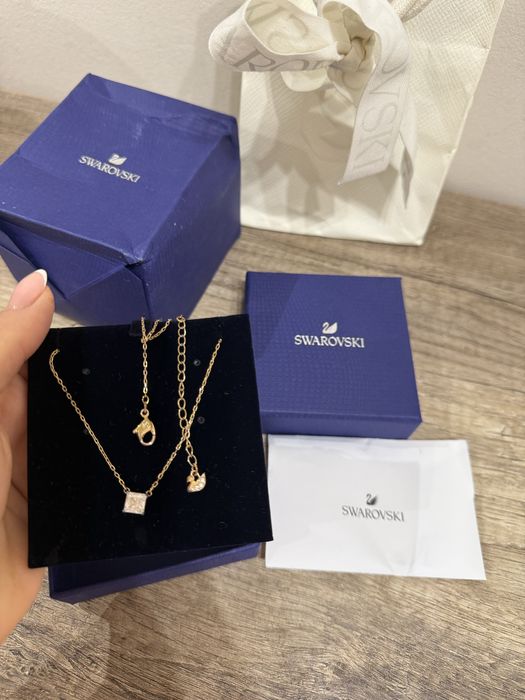 Обици swarovski колие