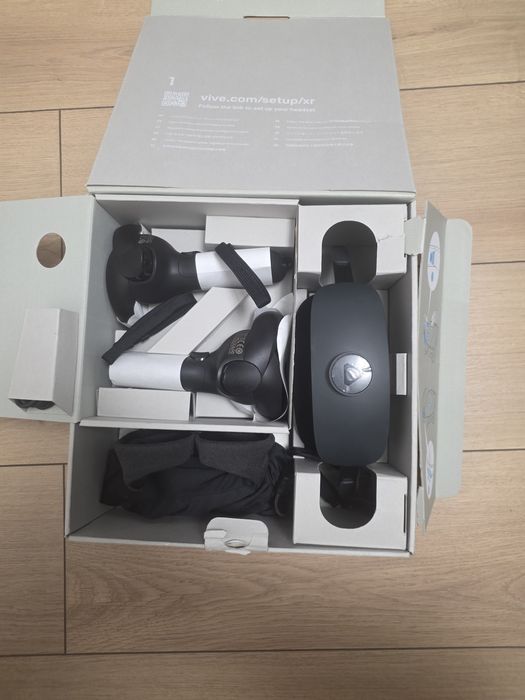 Ochelari VR HTC Vive XR Elite Deluxe Pack, Bluetooth, WiFi, 128GB Negru