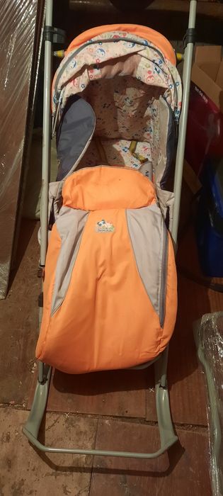 Продам санки в хорошем состоянии