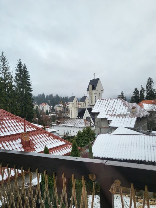 CAZARE-Vila de închiriat în Predeal -CENTRAL- Ocupat de Revelion