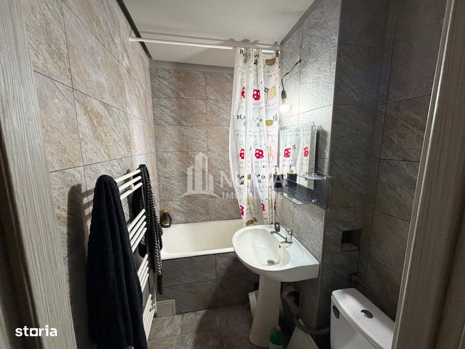 Apartament 3 camere, zona Centru
