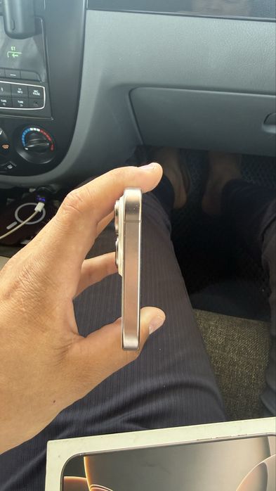 Iphone 16 pro max srochni