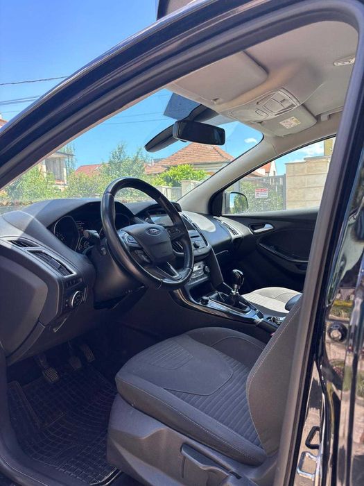 Ford Focus Combi Titanium