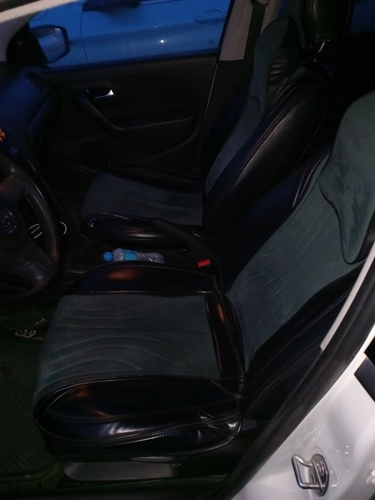 Продам авточехлы