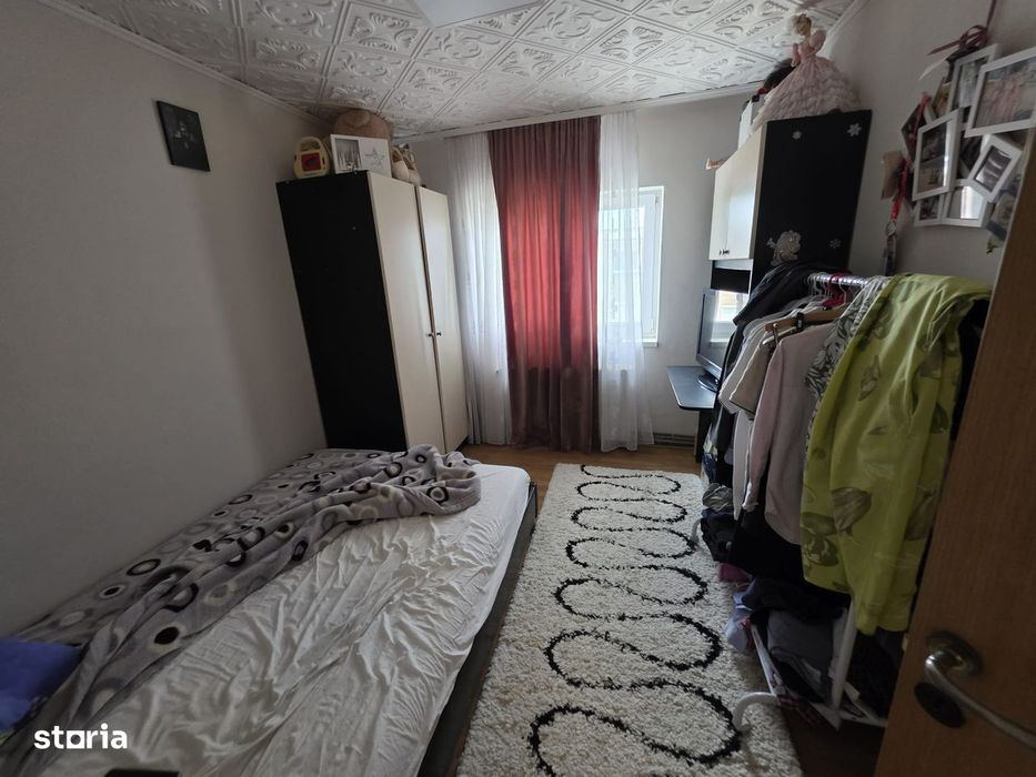 Vand apartament 3 camere cartier ALFA Arad