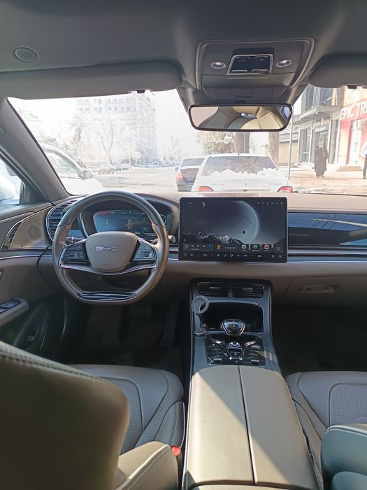 Эгасидан Byd Han Официальный 27000$
