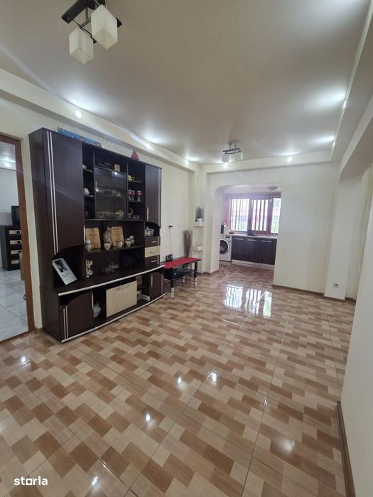 3 camere Obor Cu balcon si terasa Mobilat