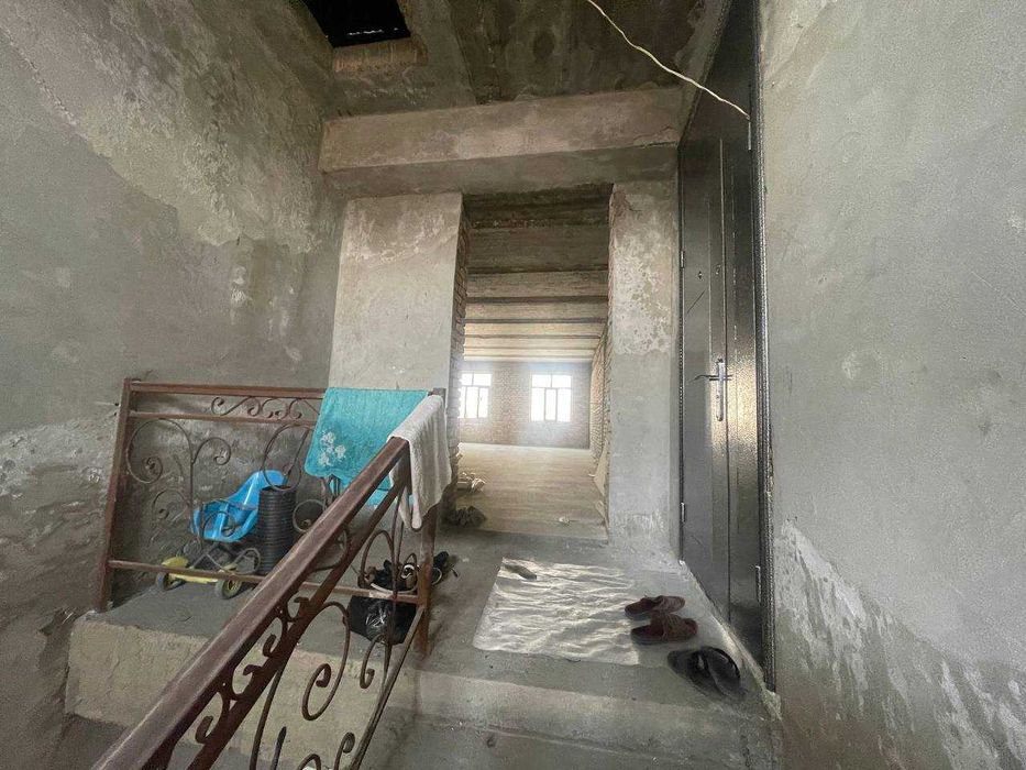 Ko`p qavatli turar joydagi xonadon