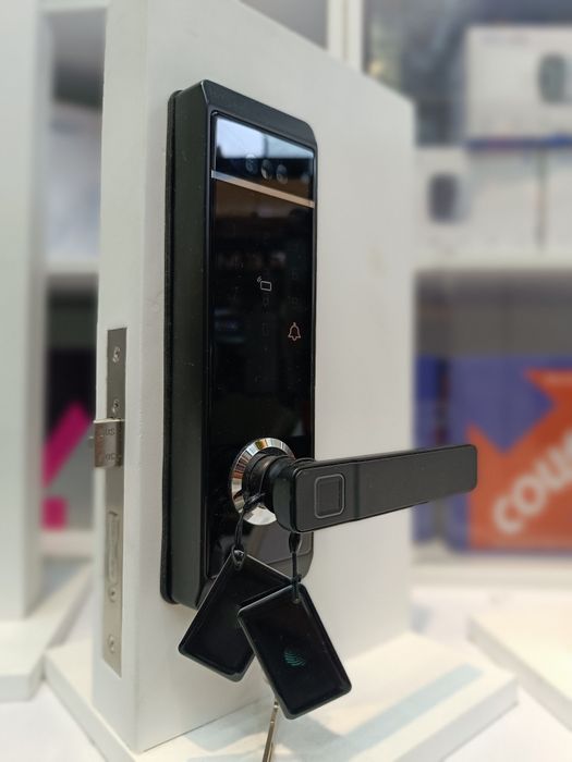 FACE ID замок бюджетный вариант открывание лицо ,карта,пин код ,ключ