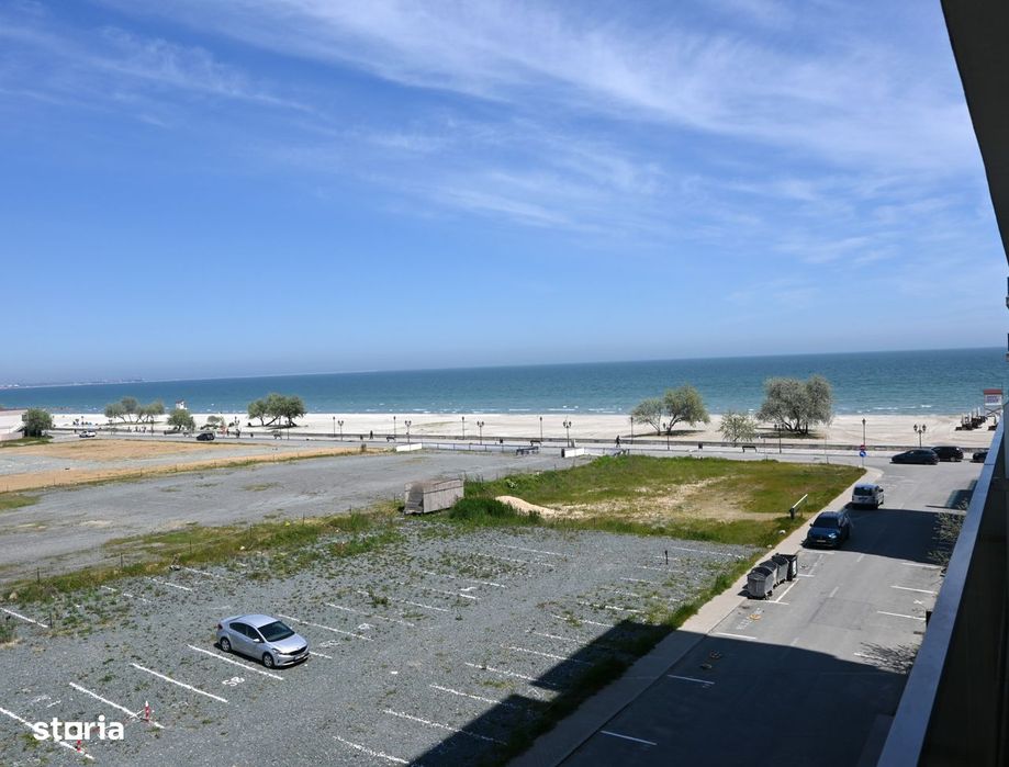 Vand Studio si Parcare cu vedere la mare si promenada !