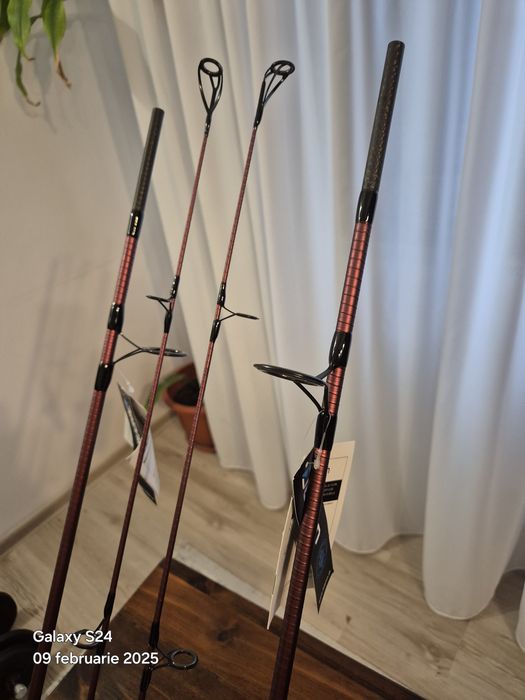 Vand 2 buc Lanseta Delphin etna de 3 m