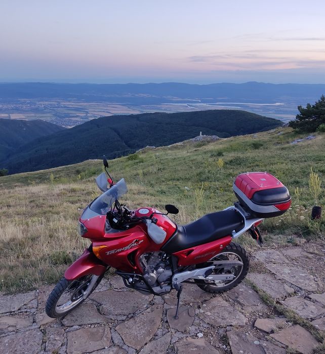 Хонда Трансалп 650