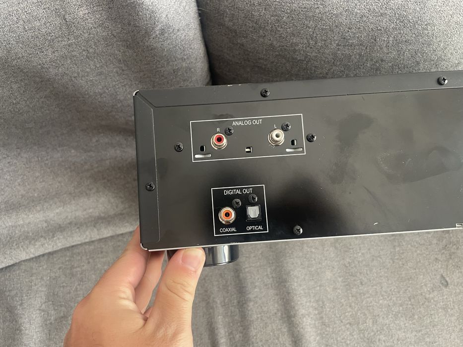 Vand CD player Pioneer, stare impecabila, pret fix