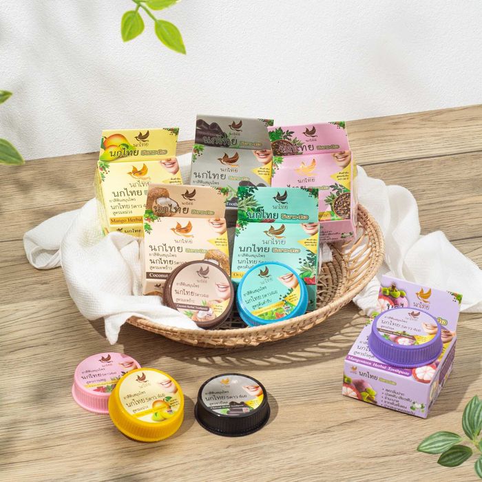 Избелваща паста за зъби с екстракт от манго от Тайланд