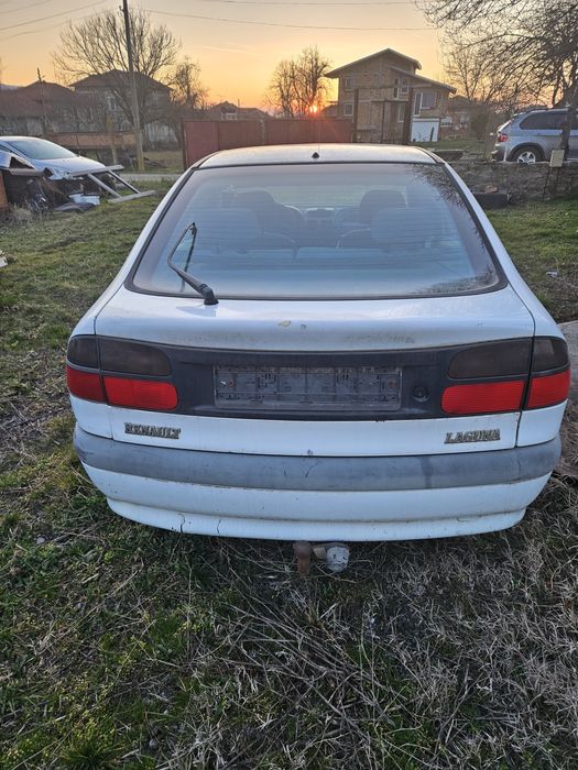 Рено Лагуна на части! 1.8 бенз