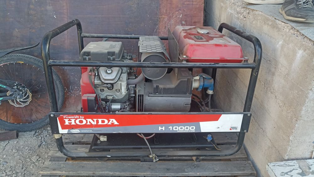 Генератор HONDA 10000