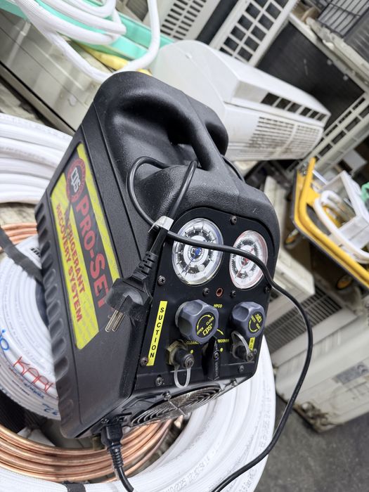 Станция за изтегкянс на хладилен агент(фреон)