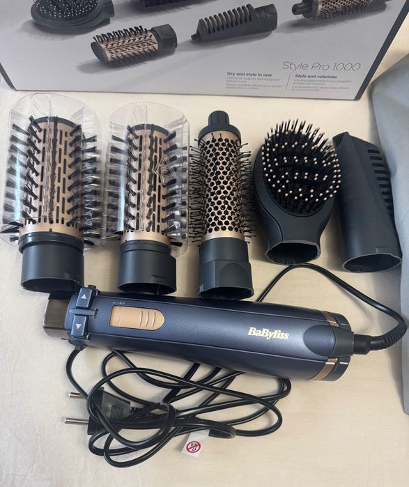 Perie rotativa BaByliss by Cristina Ich + 5 accesorii AS966ROE noua