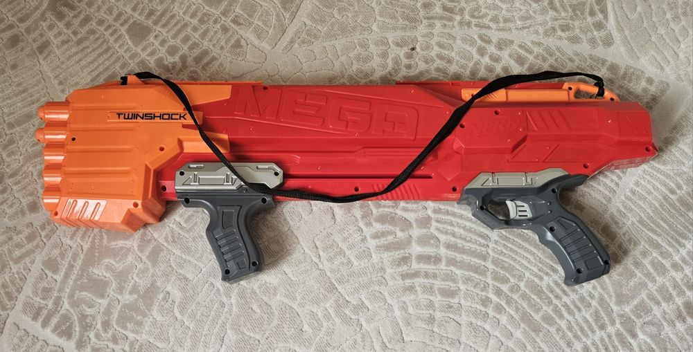 Nerf Mega Twinshock