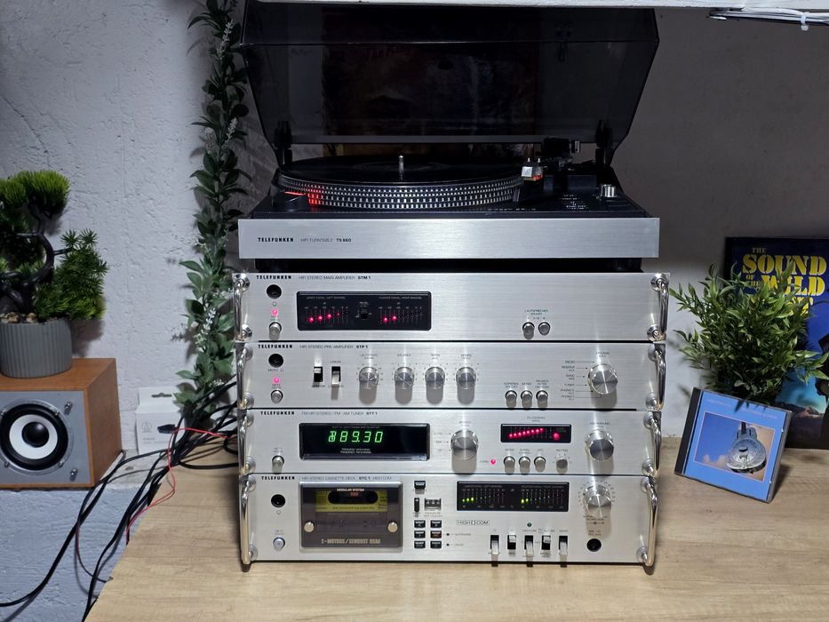 Linie audio TELEFUNKEN, amplificator, preamplificator, deck, tuner