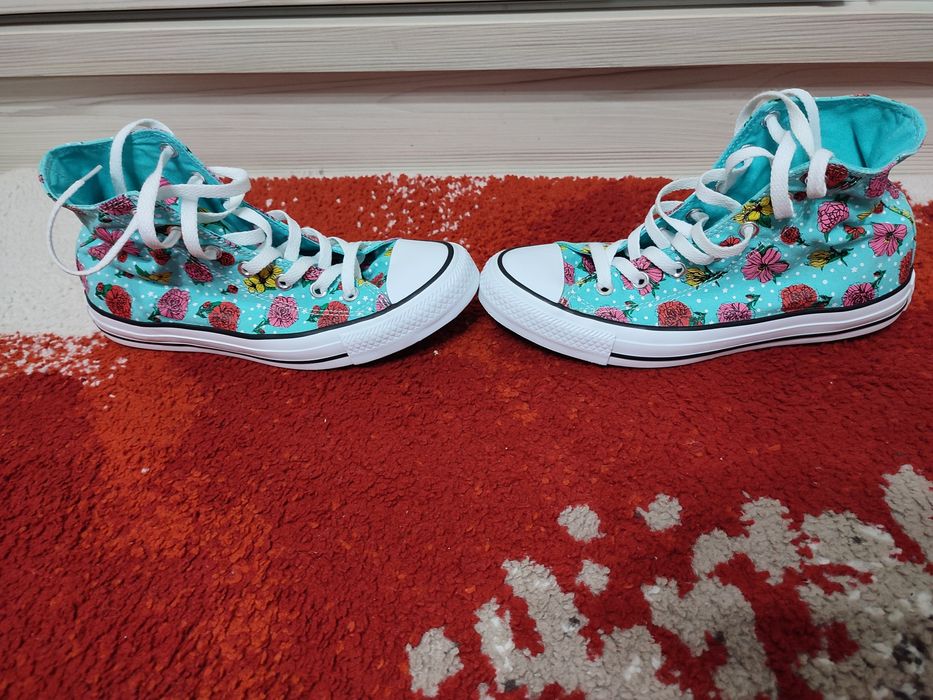 Tenesi Converse mărimea 39