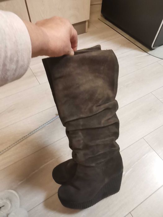 Зимни ботуши от естествен велур, високи до коляното, 38 номер