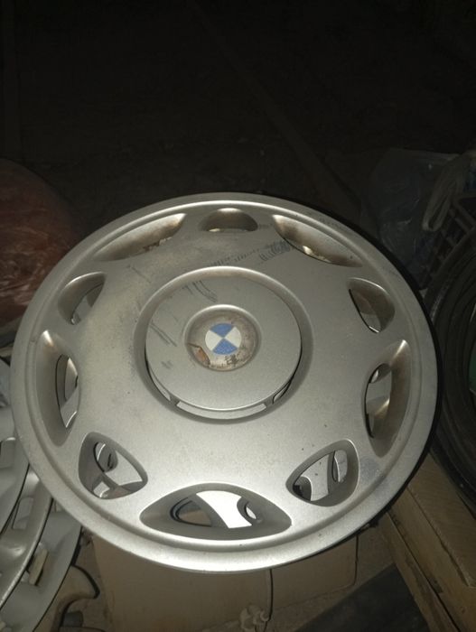 Продам диски бмв с калпоками 15 размер