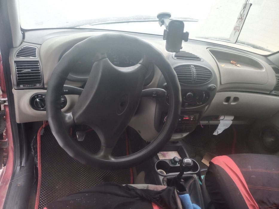 Автомобиль автомобиль