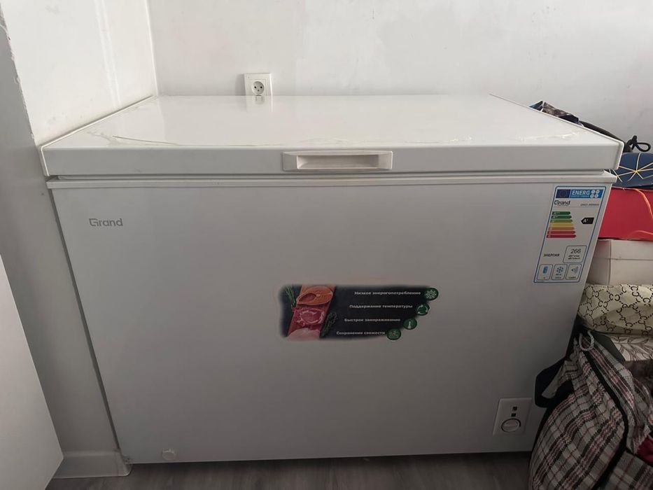 Срочно продам морозильную камеру