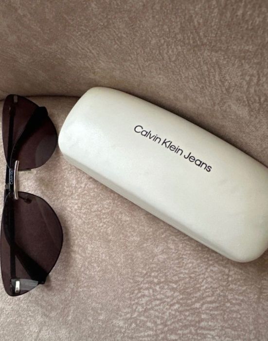 Слънчеви очила Emporio Armani/Prada/Calvin Klein