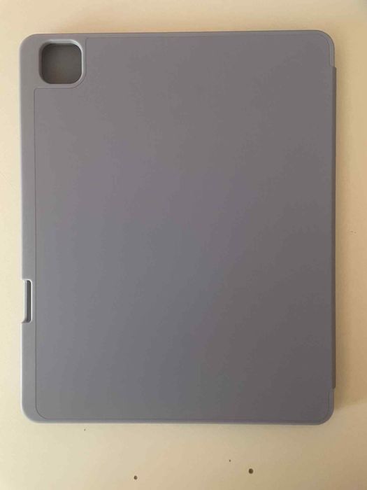 iPad Pro 12.9” wifi+cellular (generația a 6-a) – 128 GB