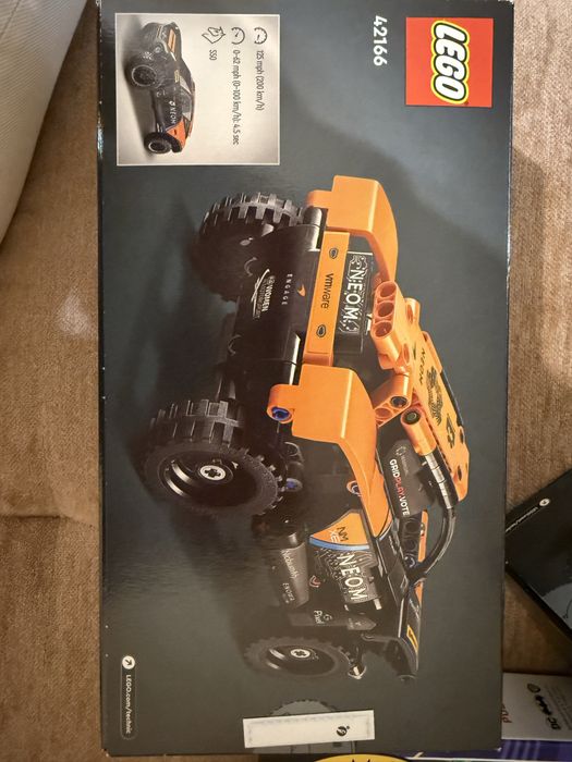 Lego Technic Neom McLaren Extreme E team 7+