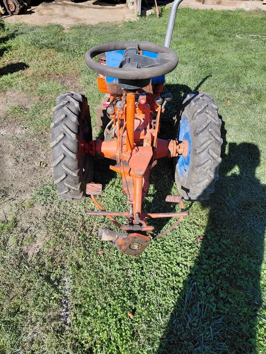 jumatate tractoras Pasquali