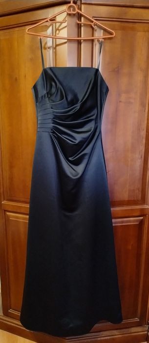 Елегантна дълга черна рокля – Нова, необличана
