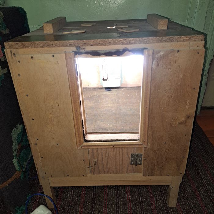 Продам инкубатор для яиц
