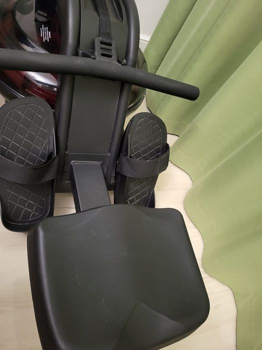 Гребной тренажер в отличном состоянии