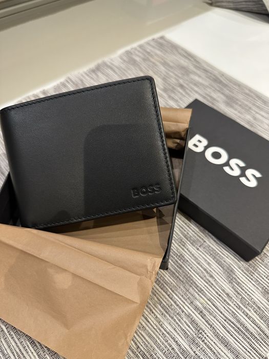 BOSS Arezzo 100% ЕСТЕСТВЕНА КОЖА / мъжки портфейл /