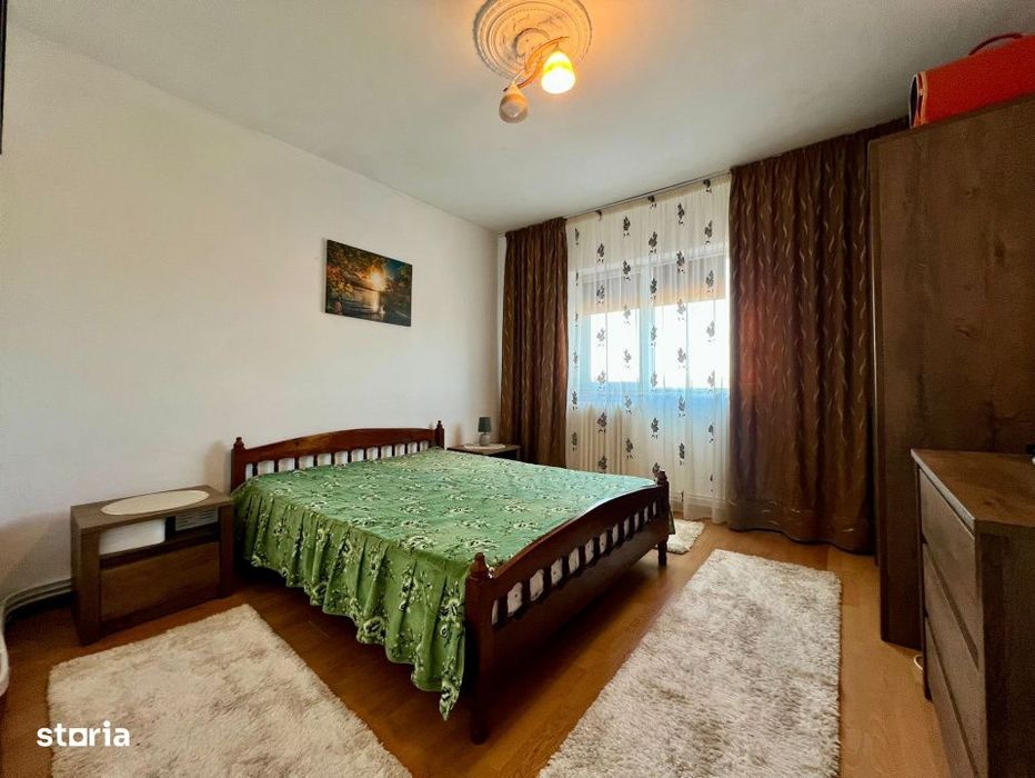 Apartament luminos 3 camere, 2 bai, parcare