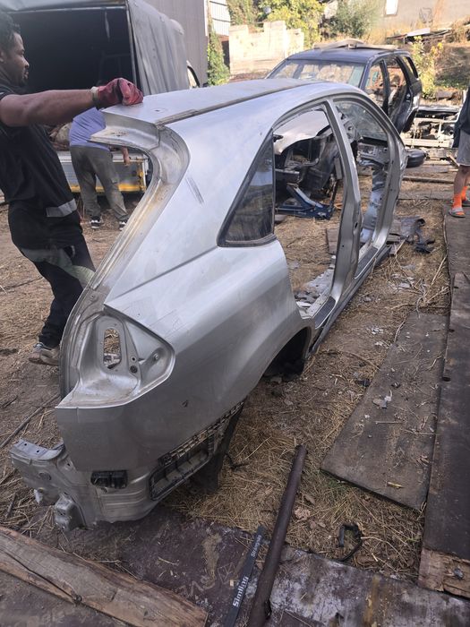 Задние крылья  на lexus rx330, rx350