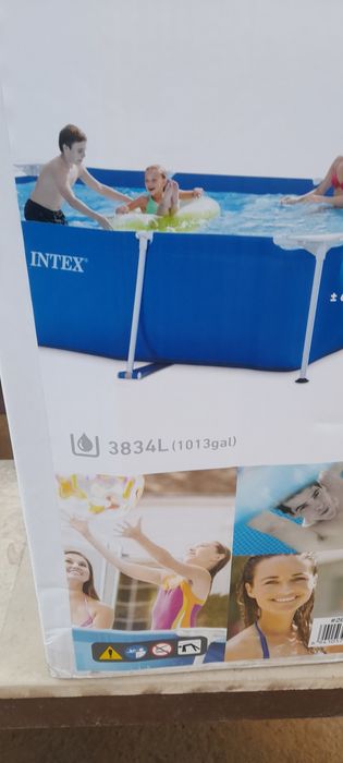 Продаётся новый большой Бассейн