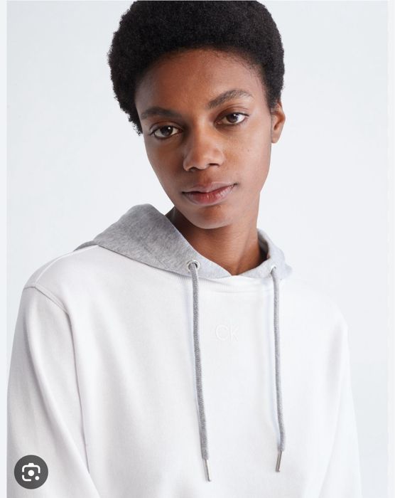 Худи укороченное Calvin Klein