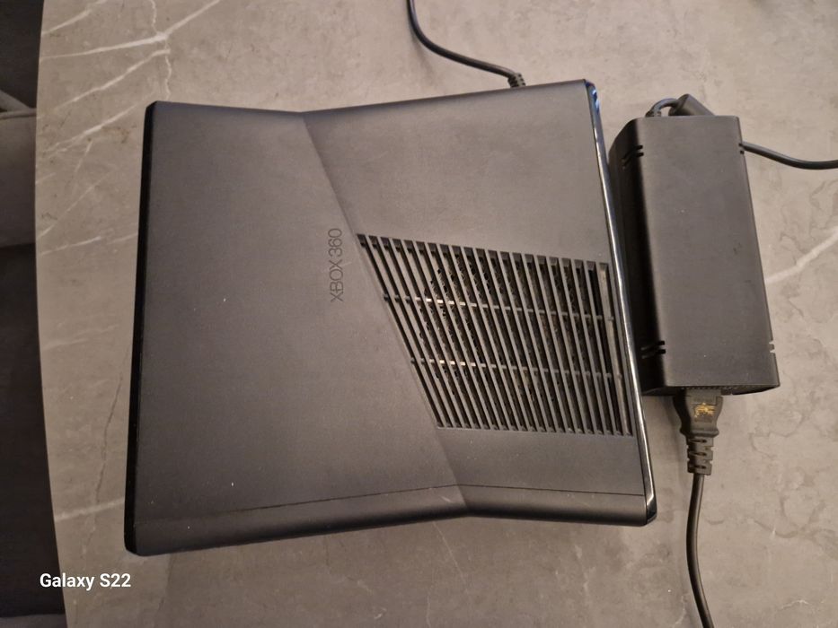 XBox 360 utilizat +controllere