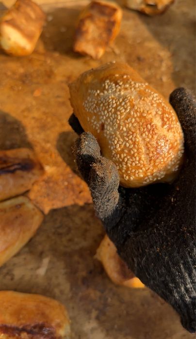 Zakas Somsa qilib beramiz yeg’inlarga bizda xamir ham bor.