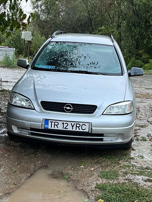 Vând Opel astra g
