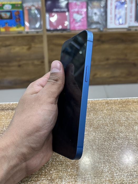 Продам iPhone 13 (Kaspi 0-0-12)