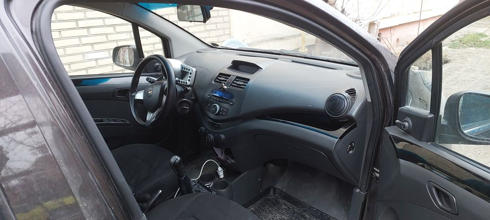 Спарк машина сотилади