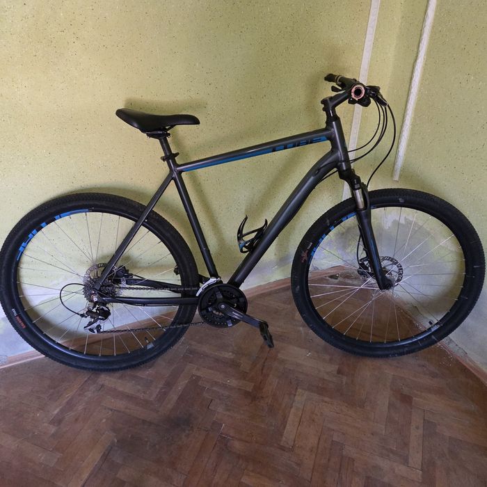 Bicicleta 29 CUBE~frane disc hidraulice~echipare Shimano